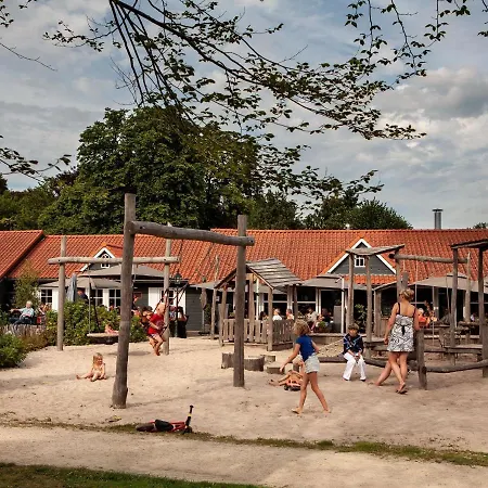 Beautiful With Spa, On A On The Maashorst Nature Reserve Сasa de vacaciones